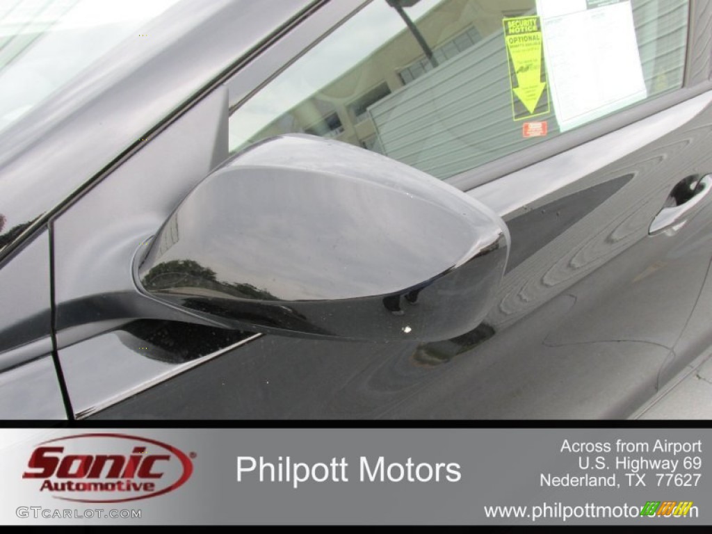 2016 Elantra SE - Phantom Black / Gray photo #12