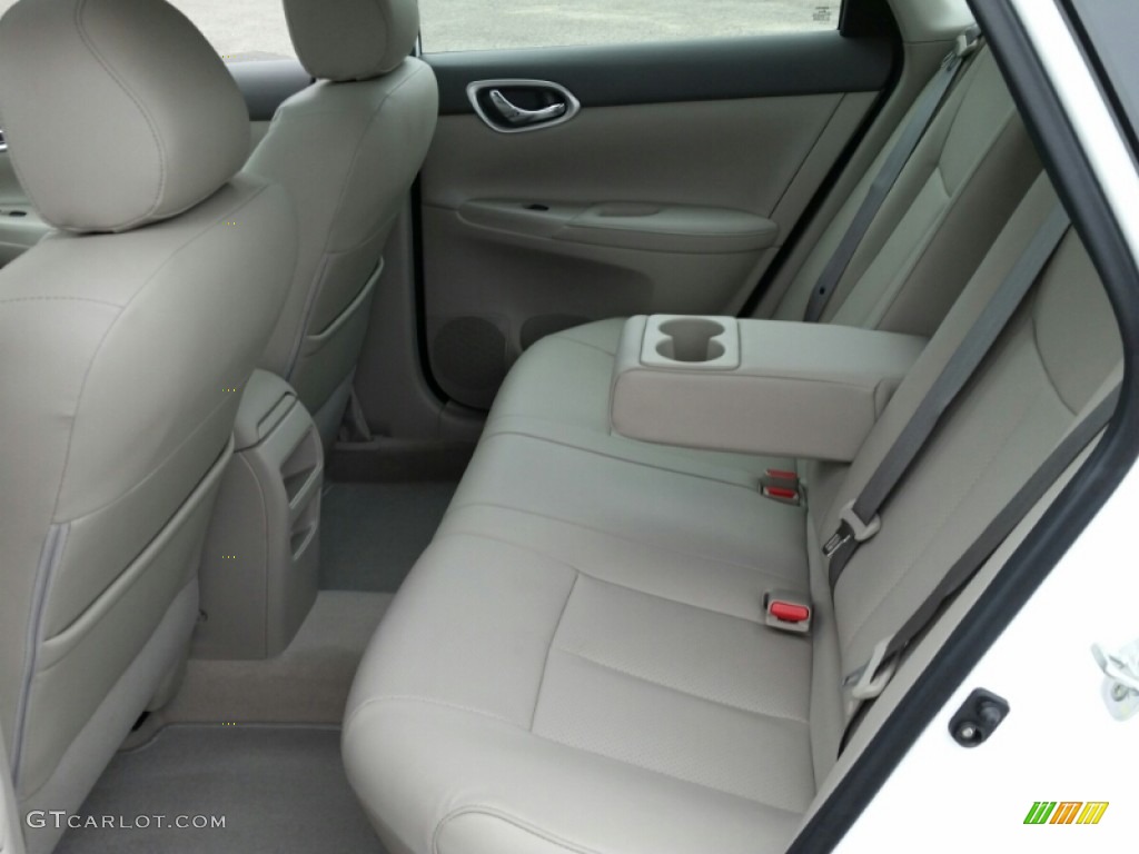 2014 Sentra SL - Aspen White / Charcoal photo #11