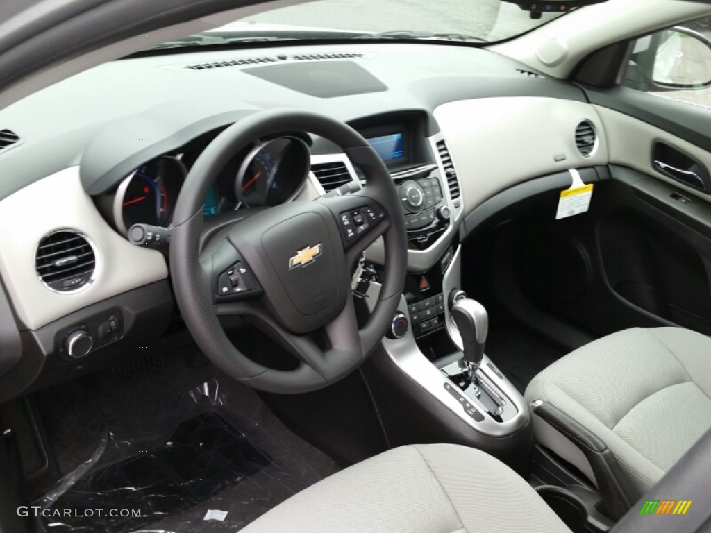 Medium Titanium Interior 2016 Chevrolet Cruze Limited LT Photo #105454205