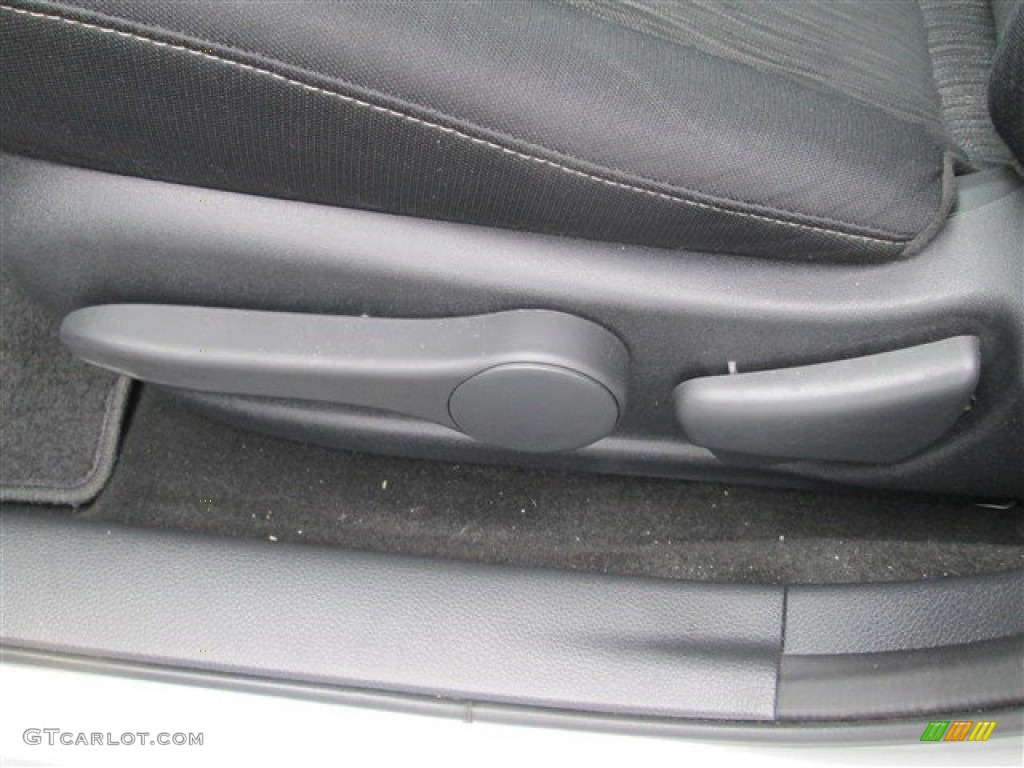 2014 Sentra SV - Magnetic Gray / Charcoal photo #16