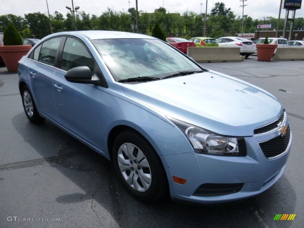 2012 Cruze LS - Ice Blue Metallic / Jet Black/Medium Titanium photo #7