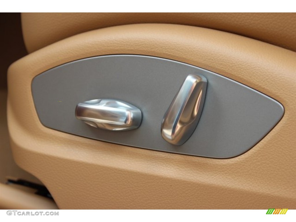 2016 Porsche Macan S Controls Photo #105467352