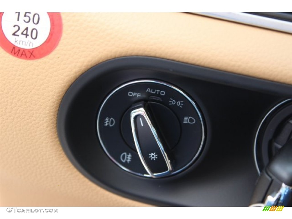 2016 Porsche Macan S Controls Photo #105467589