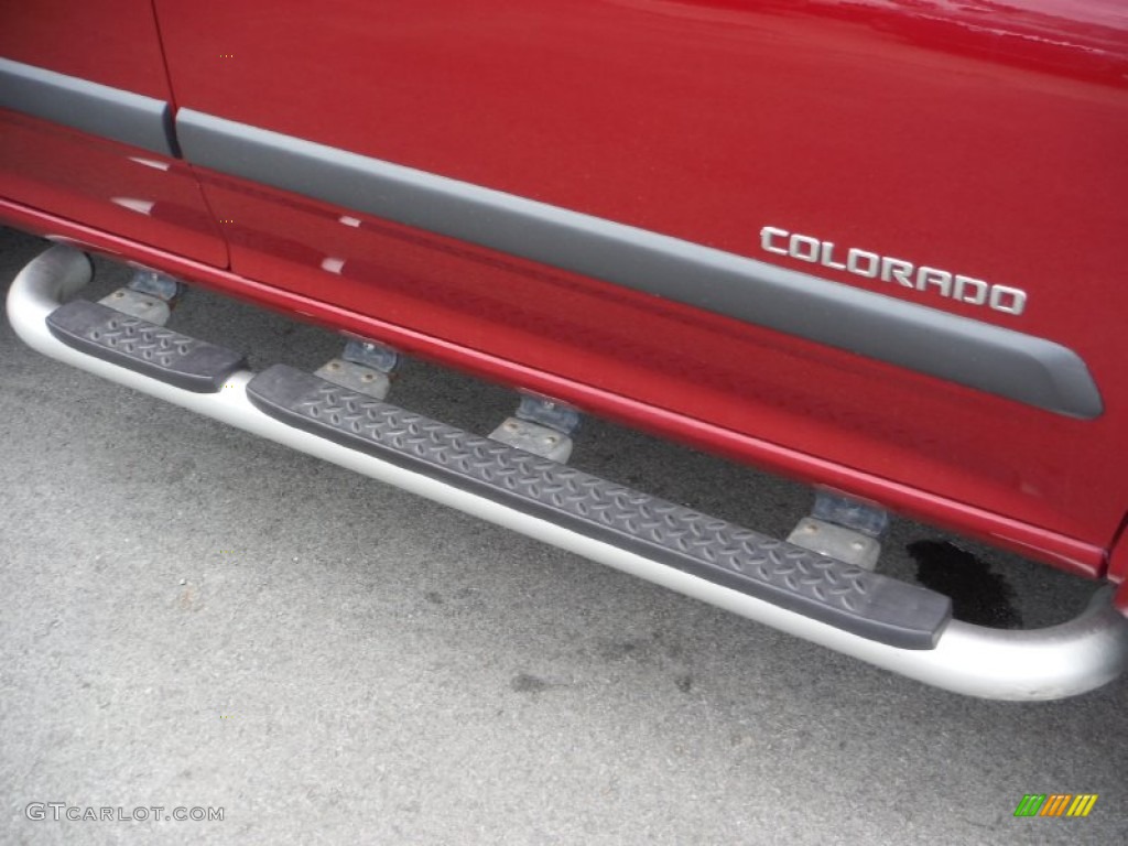 2005 Colorado Z71 Extended Cab 4x4 - Dark Cherry Red Metallic / Medium Dark Pewter photo #4