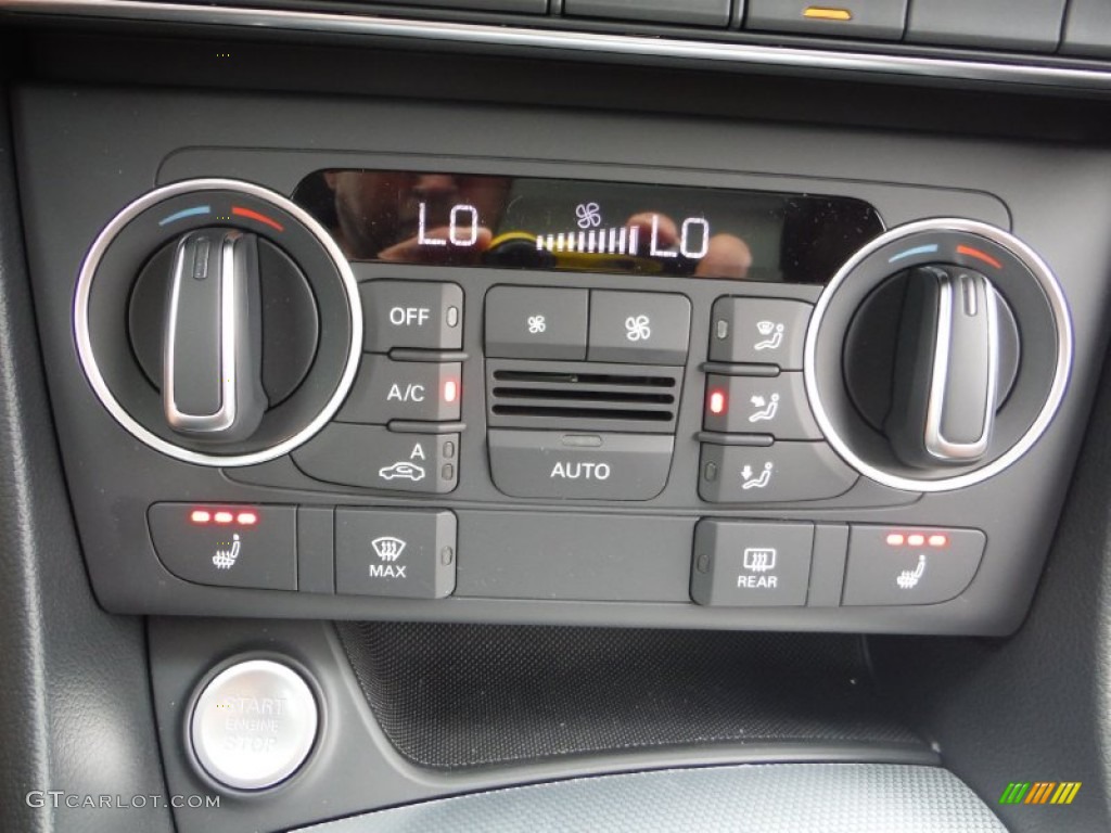 2016 Audi Q3 2.0 TSFI Prestige quattro Controls Photo #105482157