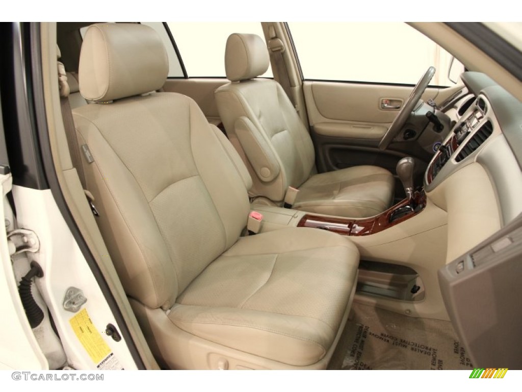 2004 Highlander V6 4WD - Super White / Ivory photo #12