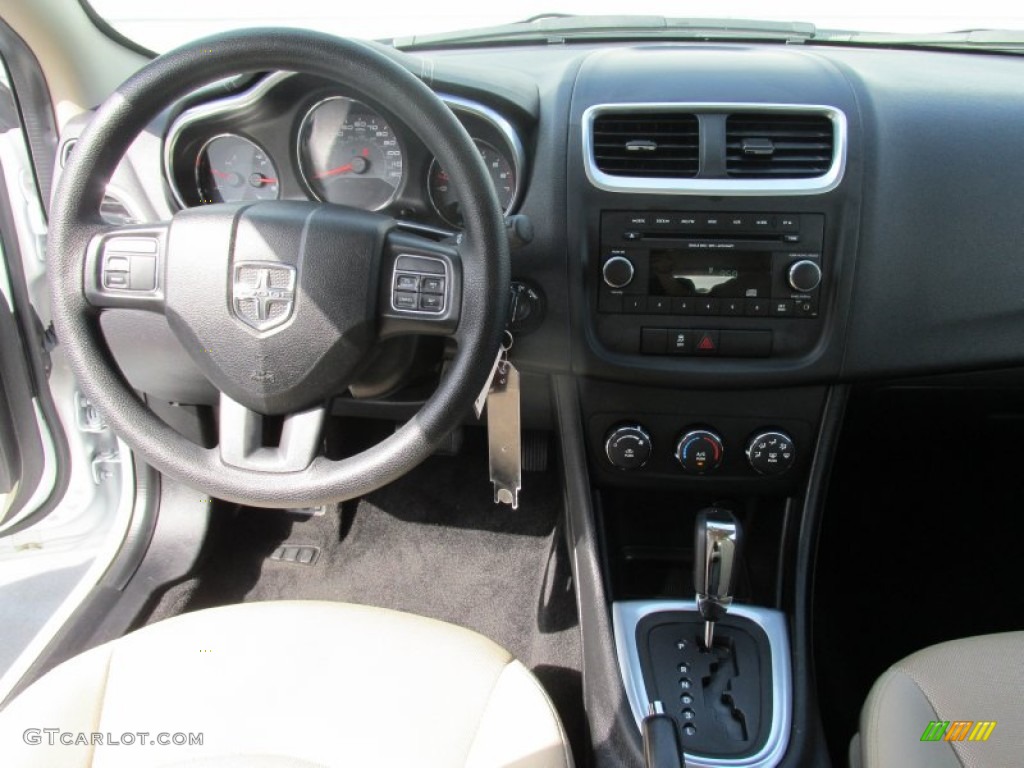 2014 Avenger SE - Bright White / Black/Light Frost Beige photo #34