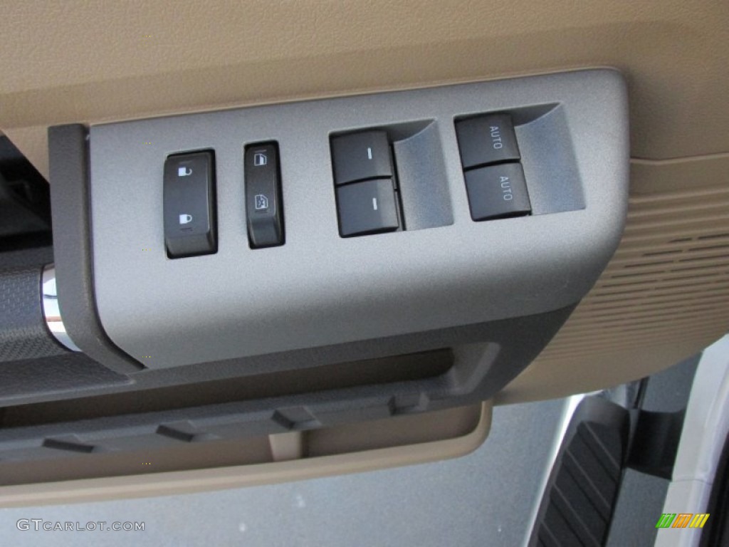 2016 Ford F350 Super Duty Lariat Crew Cab 4x4 DRW Controls Photo #105487455