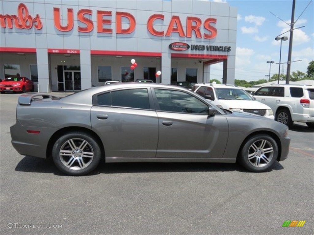 2012 Charger SXT - Tungsten Metallic / Black/Light Frost Beige photo #8