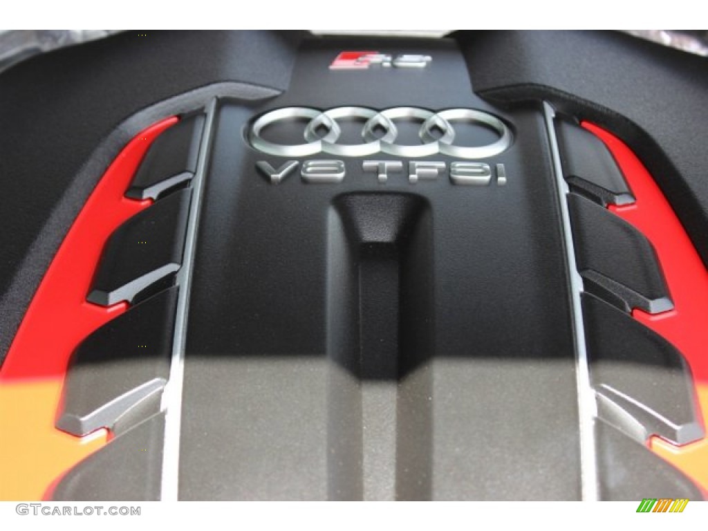 2016 Audi RS 7 4.0 TFSI quattro Marks and Logos Photos
