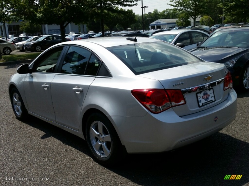 2016 Cruze Limited LT - Silver Ice Metallic / Medium Titanium photo #4