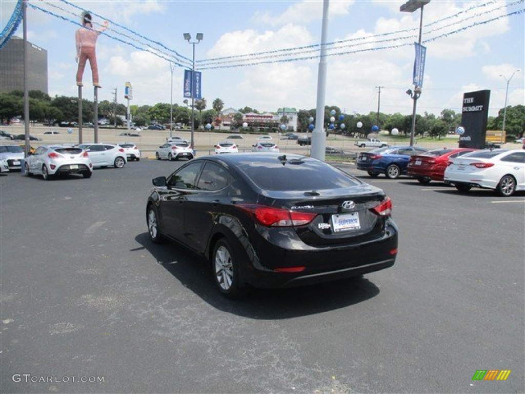 2016 Elantra SE - Phantom Black / Gray photo #7