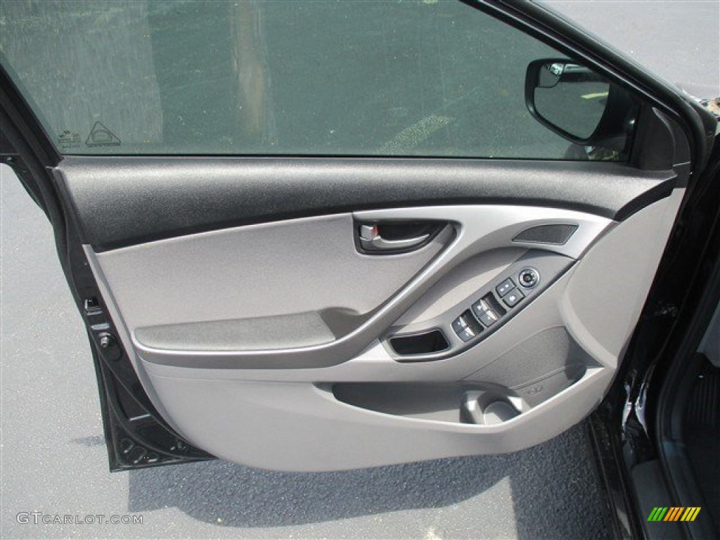 2016 Elantra SE - Phantom Black / Gray photo #15