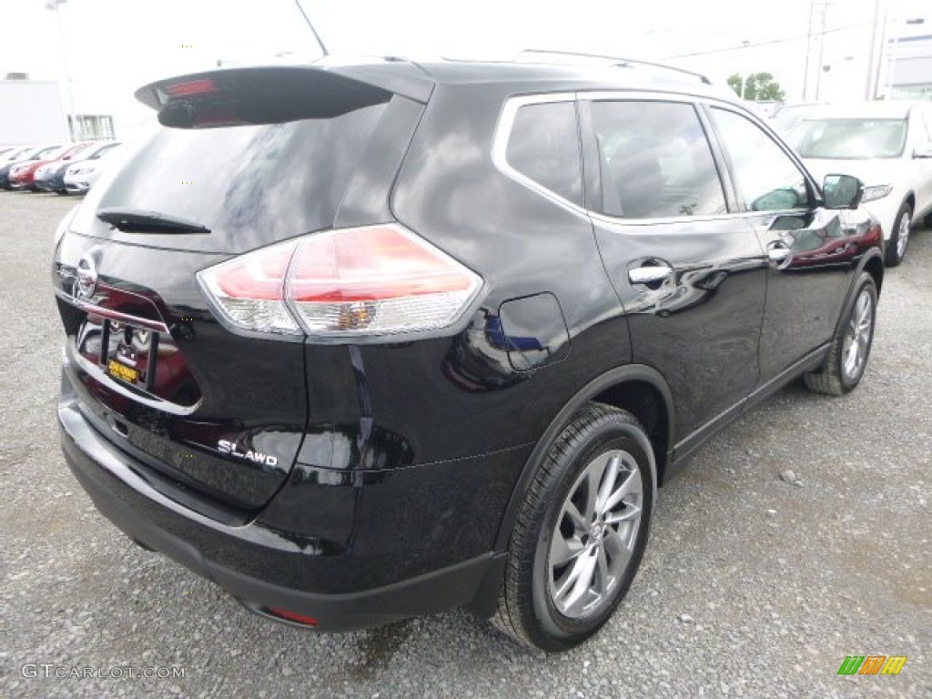 2015 Rogue SL AWD - Super Black / Charcoal photo #4