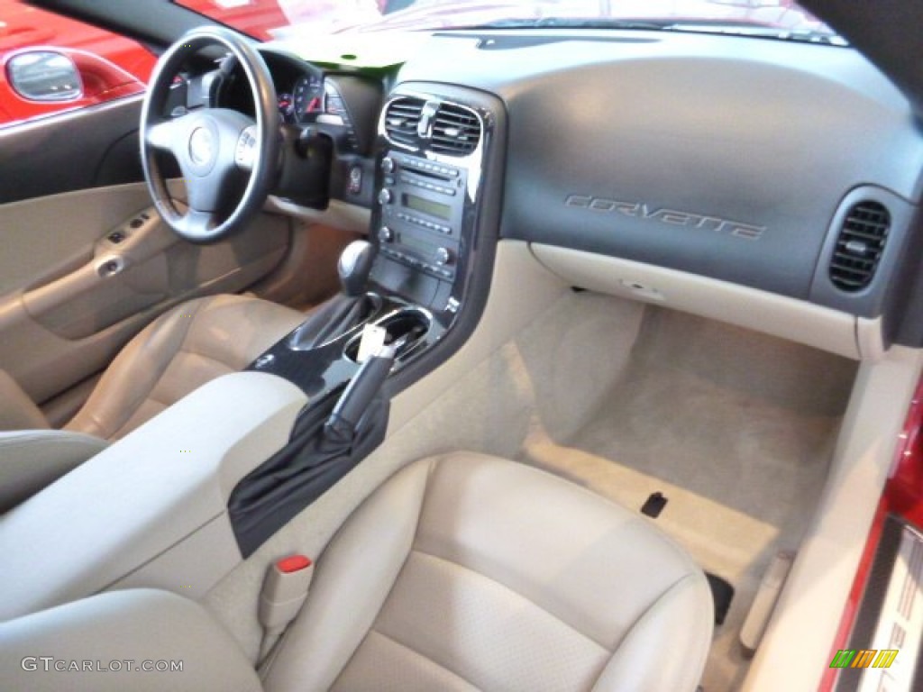 2010 Corvette Convertible - Crystal Red Metallic / Cashmere photo #10