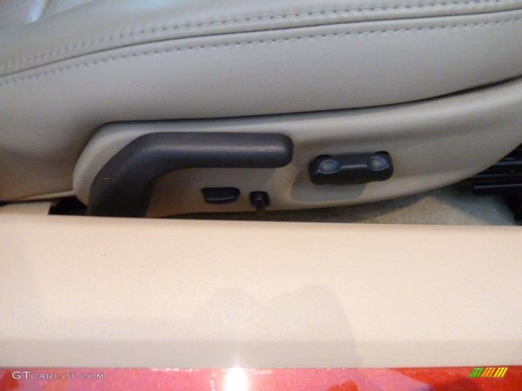 2010 Corvette Convertible - Crystal Red Metallic / Cashmere photo #12