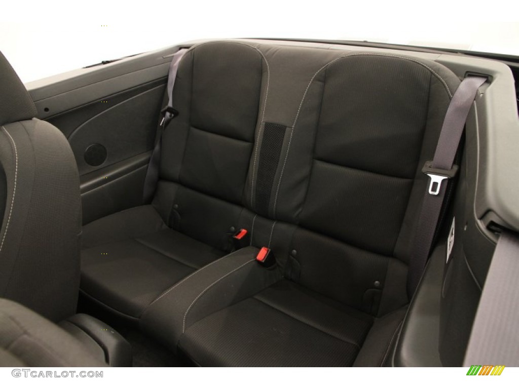 2015 Chevrolet Camaro LT Convertible Rear Seat Photo #105515537