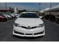 Super White - Camry SE Photo No. 25