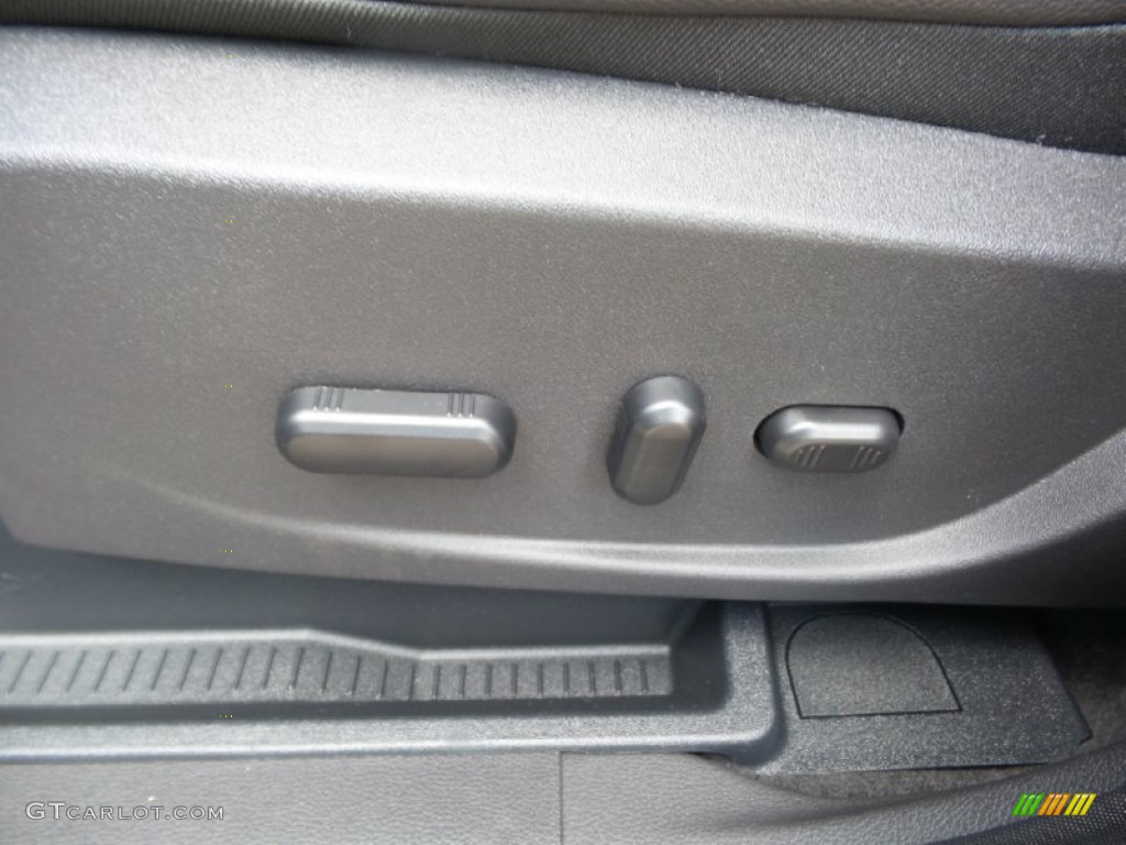 2016 Escape SE 4WD - Shadow Black / Charcoal Black photo #16