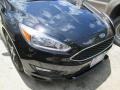 2015 Tuxedo Black Metallic Ford Focus SE Hatchback  photo #2