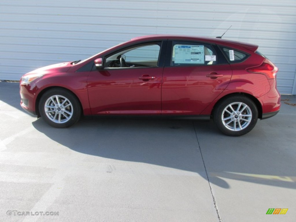 2015 Focus SE Hatchback - Ruby Red Metallic / Charcoal Black photo #6