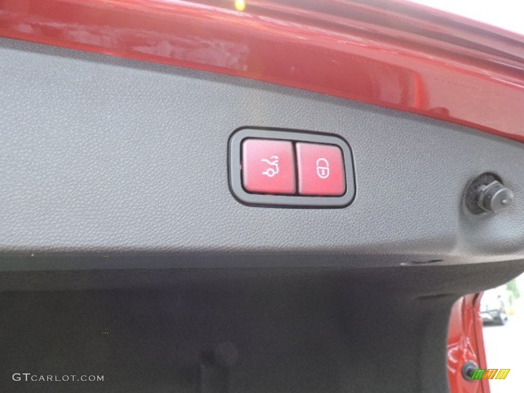 2016 E 350 4Matic Sedan - designo Cardinal Red Metallic / Porcelain/Black photo #8