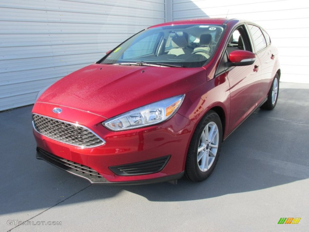 2015 Focus SE Hatchback - Ruby Red Metallic / Charcoal Black photo #7