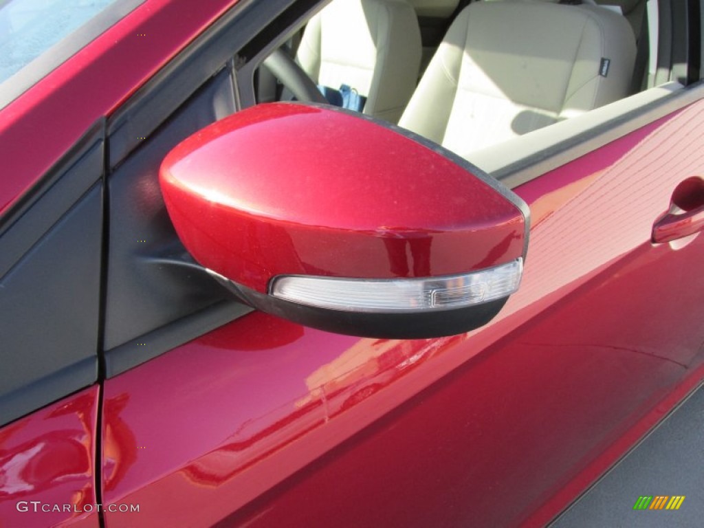 2015 Focus SE Hatchback - Ruby Red Metallic / Charcoal Black photo #12