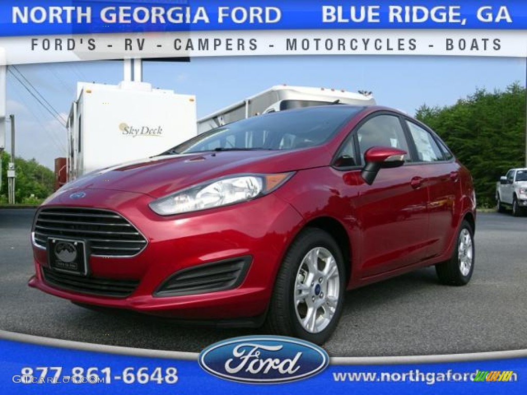 2015 Fiesta SE Sedan - Ruby Red Metallic / Charcoal Black photo #1