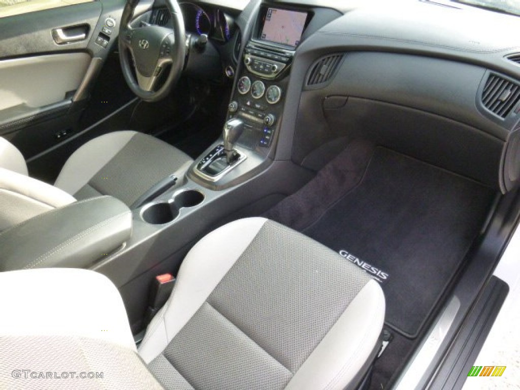 2013 Genesis Coupe 2.0T Premium - White Satin Pearl / Black Cloth photo #11