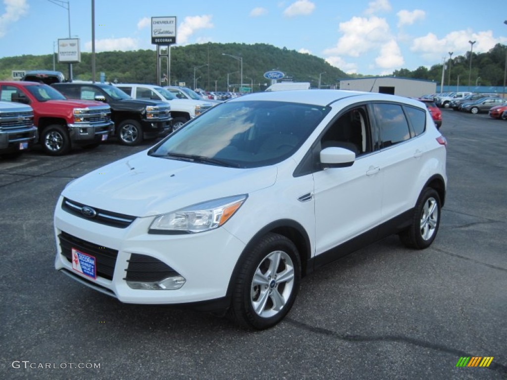 2013 Escape SE 2.0L EcoBoost 4WD - Oxford White / Charcoal Black photo #3