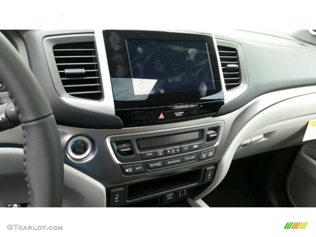 2016 Honda Pilot EX-L AWD Controls Photo #105541521