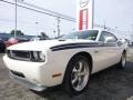 Stone White - Challenger R/T Classic Photo No. 8