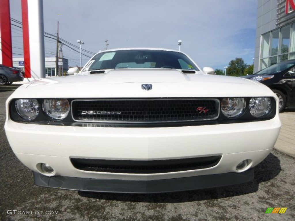 2010 Challenger R/T Classic - Stone White / Dark Slate Gray photo #9