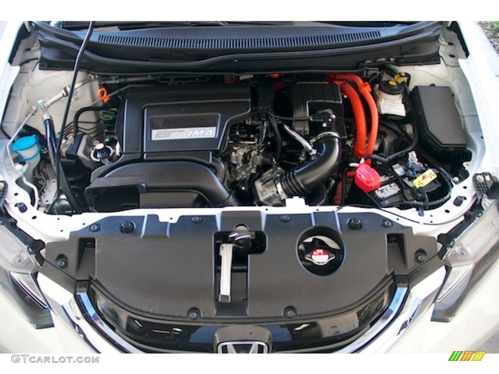 2015 Honda Civic Hybrid-L Sedan Engine Photos