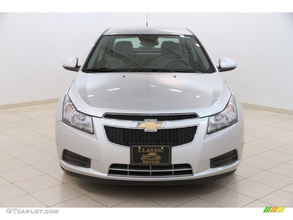 2014 Cruze Eco - Silver Ice Metallic / Medium Titanium photo #2