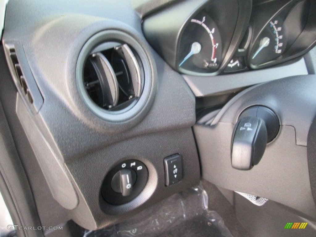 2015 Fiesta S Sedan - Ingot Silver Metallic / Charcoal Black photo #21