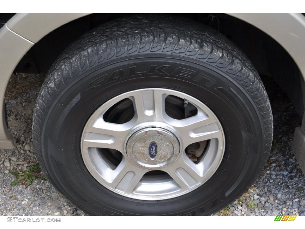 2005 Expedition Eddie Bauer 4x4 - Black Clearcoat / Medium Parchment photo #22