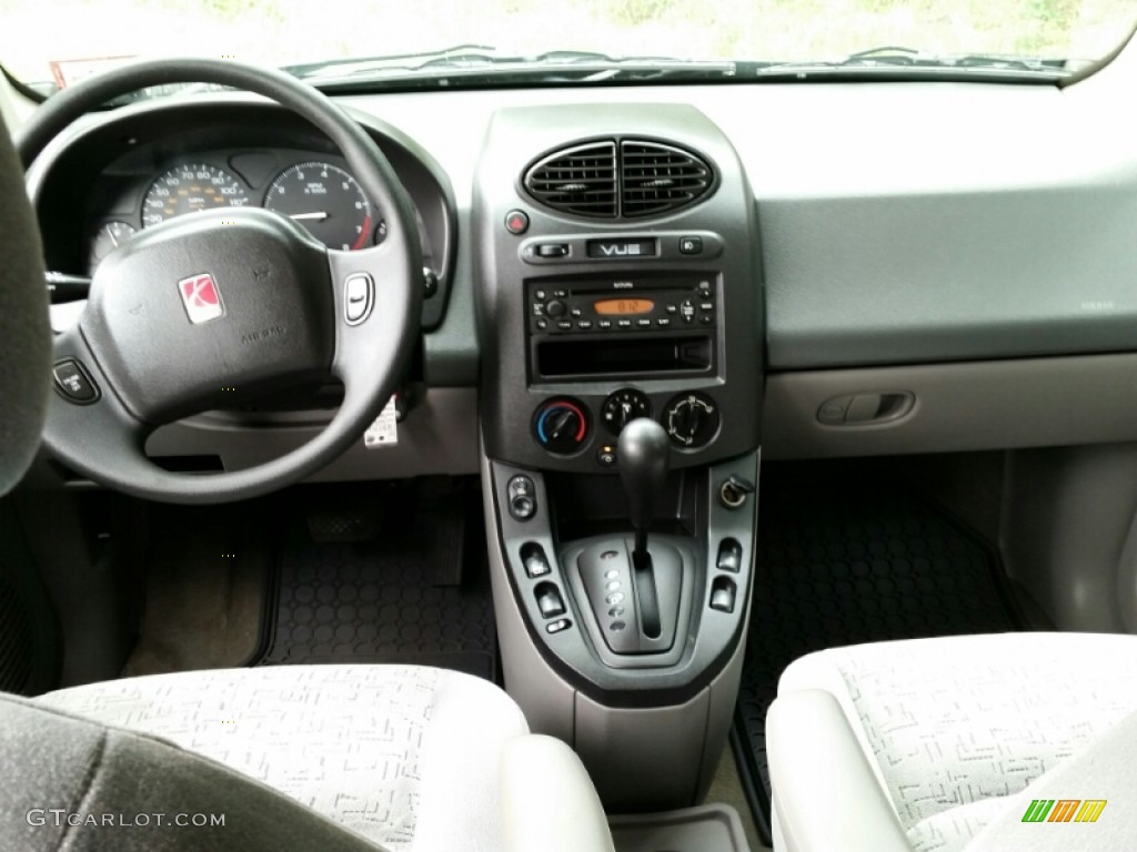 2003 VUE V6 AWD - Black / Gray photo #20