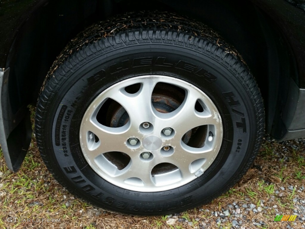 2003 VUE V6 AWD - Black / Gray photo #29