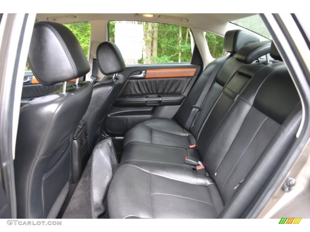 2006 Infiniti M 35x Sedan Rear Seat Photo #105557475