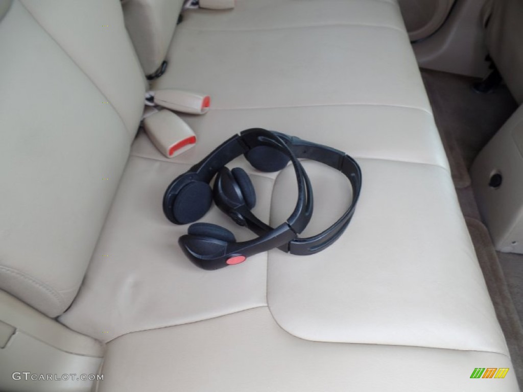 2008 Equinox LT - Sandstone Metallic / Light Cashmere photo #21