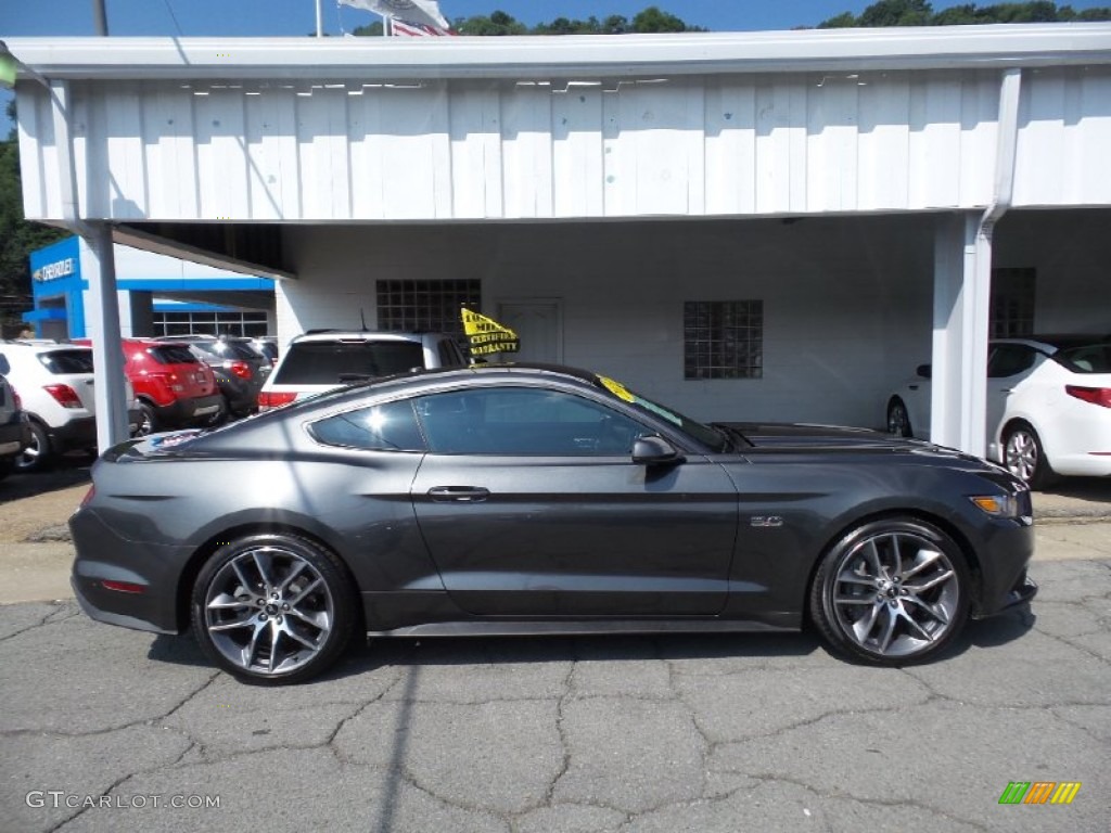 2015 Magnetic Metallic Ford Mustang Gt Coupe 105535878