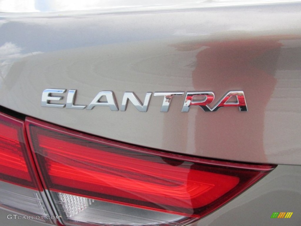 2016 Elantra Limited - Desert Bronze / Black photo #14