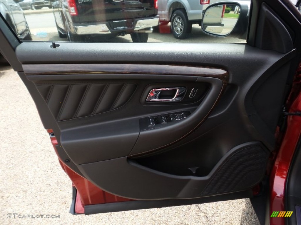 2015 Ford Taurus Limited AWD Door Panel Photos