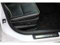 2011 White Platinum Tri-Coat Lincoln MKZ FWD  photo #27