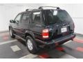 2001 Super Black Nissan Pathfinder LE 4x4  photo #10