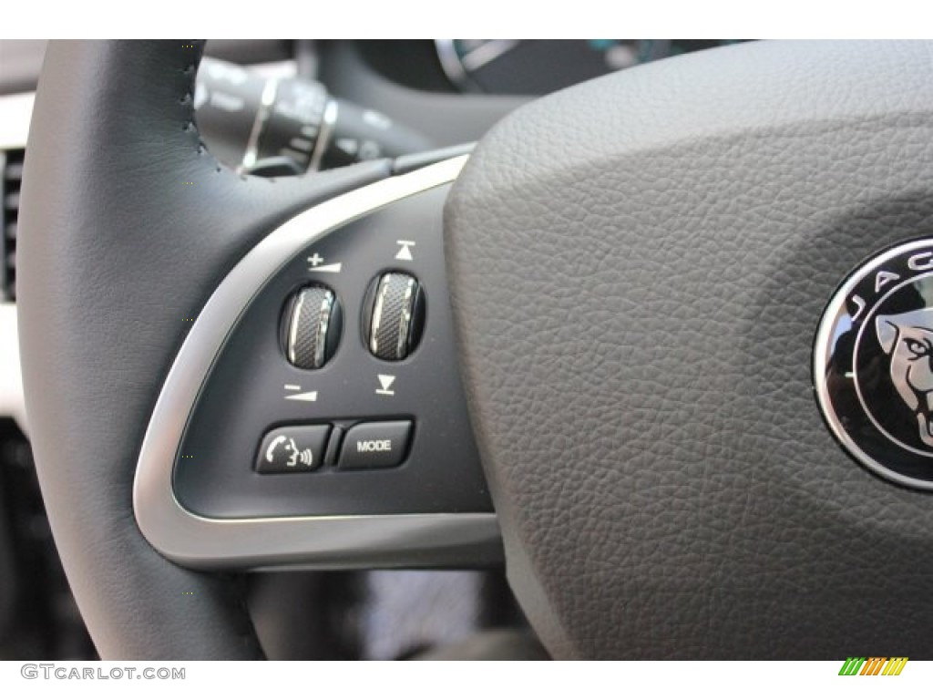 2015 Jaguar XF 2.0T Premium Controls Photos
