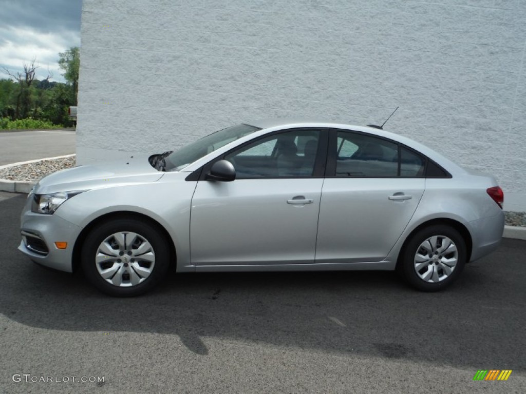 2016 Cruze Limited LS - Silver Ice Metallic / Jet Black/Medium Titanium photo #2