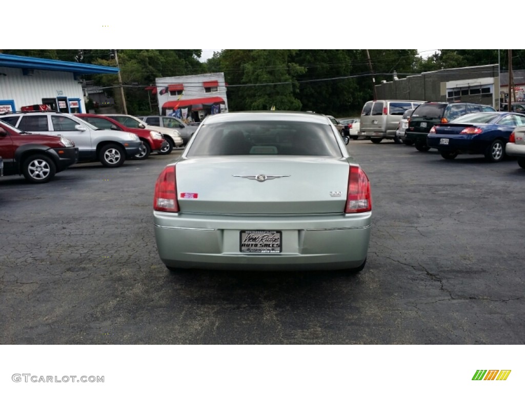 2005 300 Touring - Satin Jade Pearl / Dark Slate Gray/Medium Slate Gray photo #4